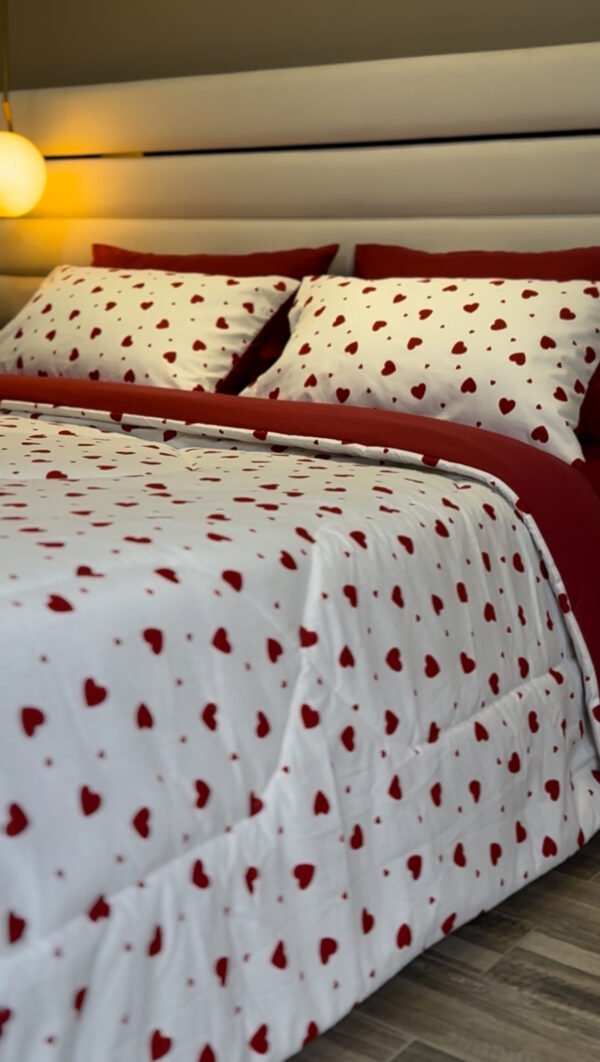 IMG_5326 Couette 2 Places Étreinte d’Amour - Motif Cœurs