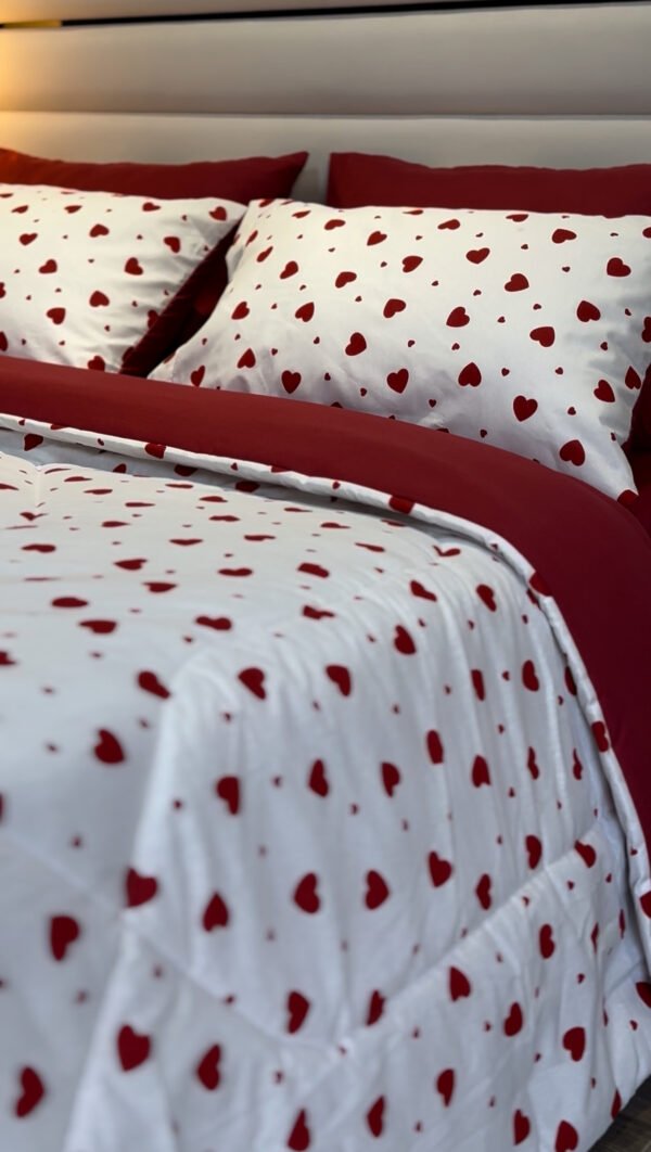 IMG_5330 Couette 2 Places Étreinte d’Amour - Motif Cœurs