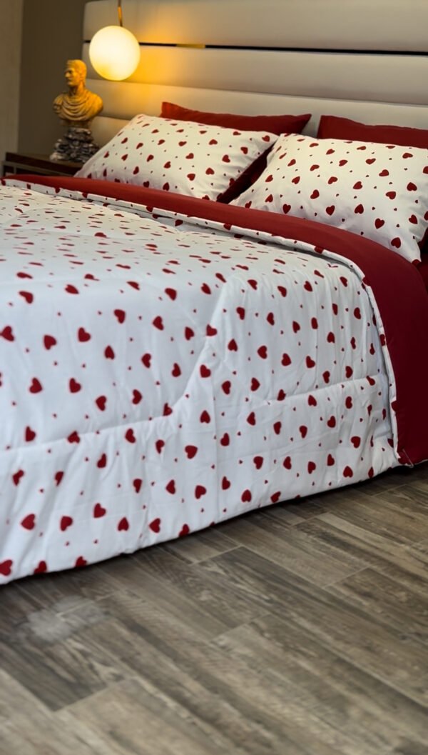 IMG_5338 Couette 2 Places Étreinte d’Amour - Motif Cœurs