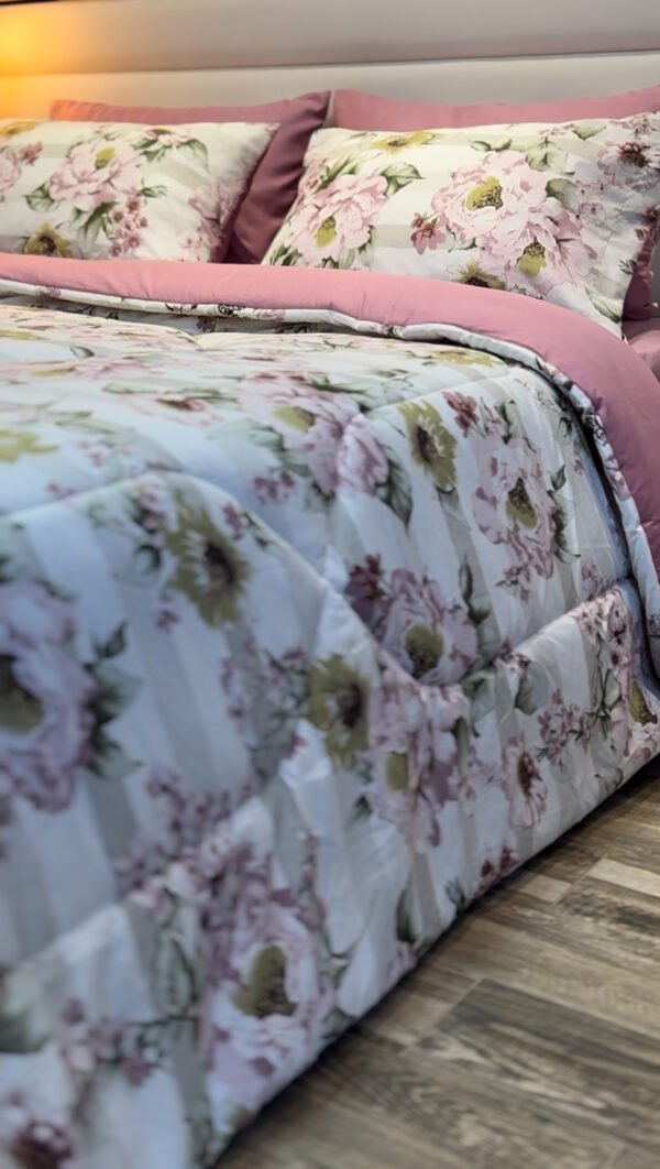 IMG_5414 Couette 2 Places Jardin de Pétales – Élégance Florale