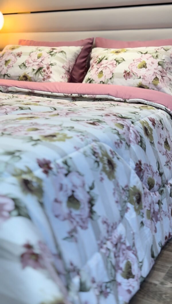 IMG_5415 Couette 2 Places Jardin de Pétales – Élégance Florale