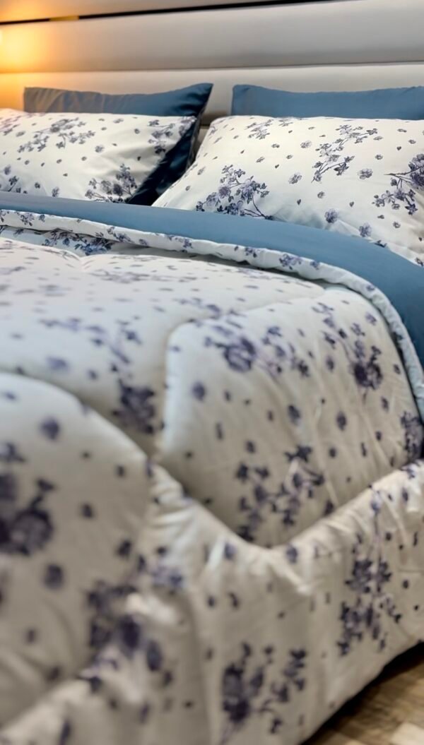 Couette 2 Places Bleu Éclosion – Élégance Florale