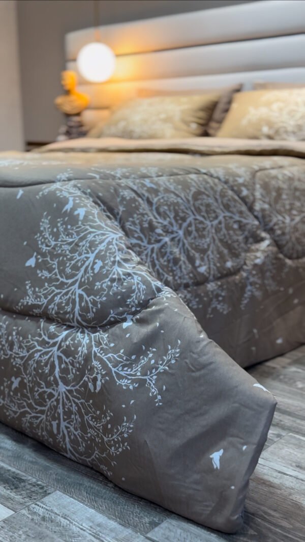 Couette 2 Places Feuillage Taupe – Élégance Naturelle