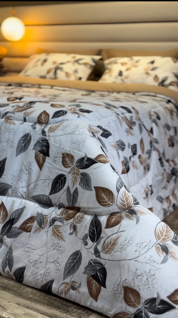 Couette 2 Places Feuillage Élégant – Harmonie Naturelle