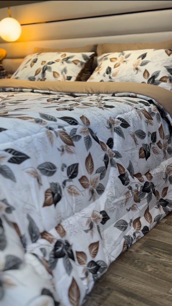 Couette 2 Places Feuillage Élégant – Harmonie Naturelle