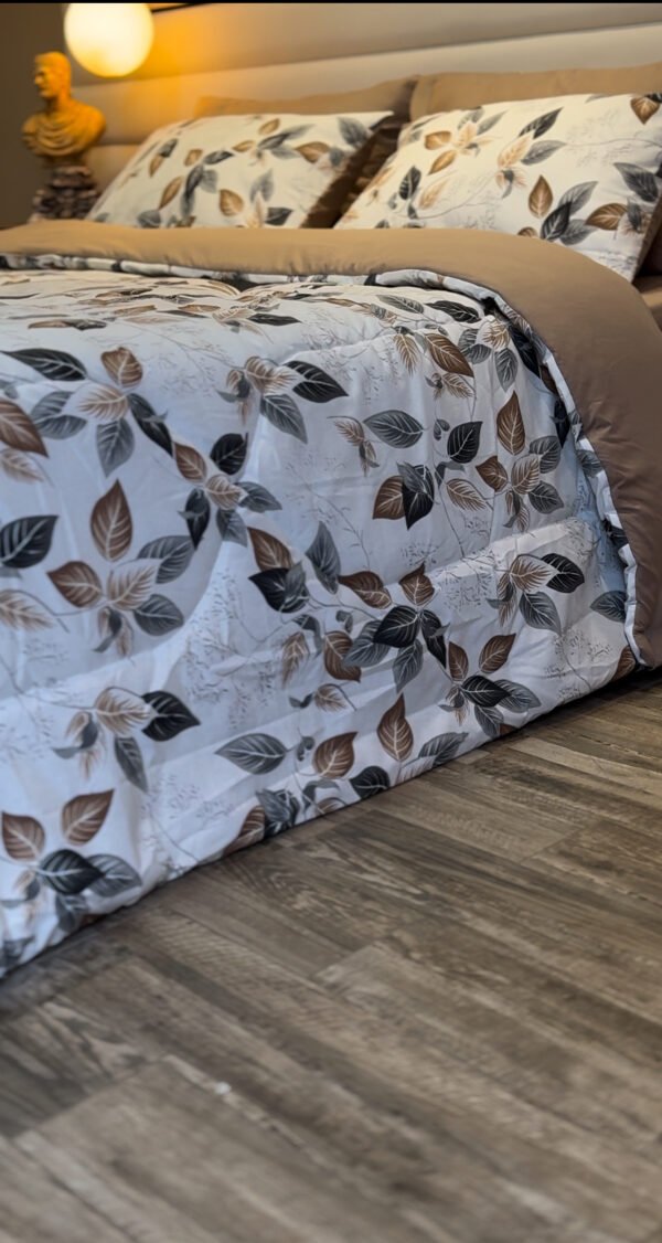 Couette 2 Places Feuillage Élégant – Harmonie Naturelle