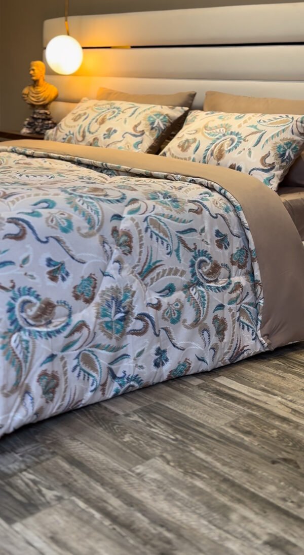 IMG_5682 Couette 2 Places Reflets d’Iris – Harmonie Beige et Bleu