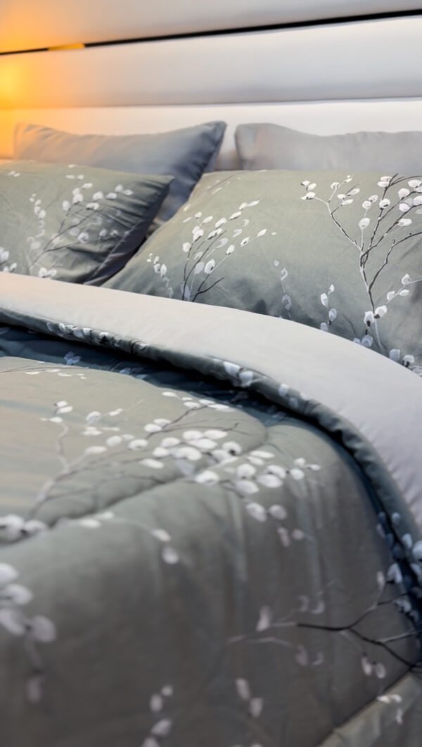 Couette 2 Places Gris Perle – Bouquet de Brume