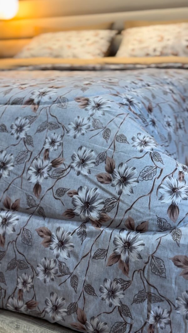 Couette 2 Places Élégance Florale – Beige et gris