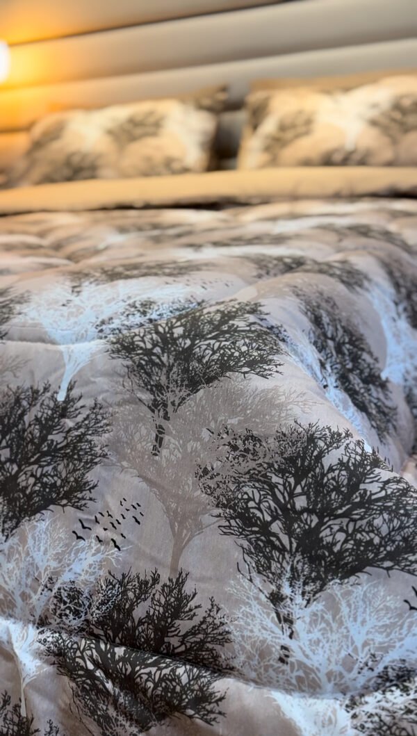 Couette 2 Places Forêt Sereine – Brun & Ivoire