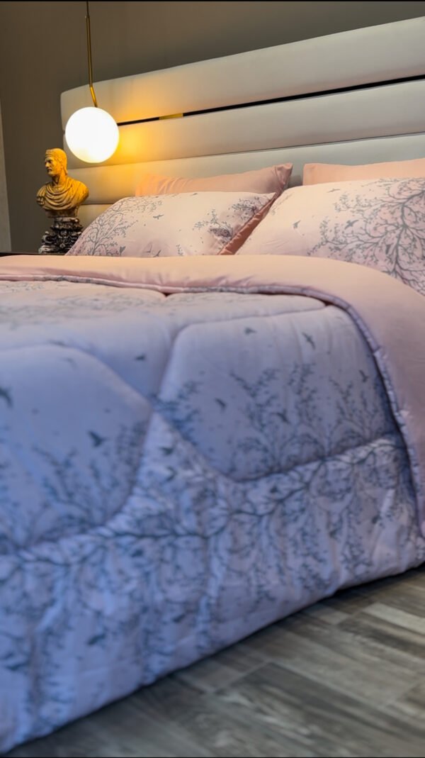 IMG_6077 Couette 2 Places Branches Enchantées – Douceur Lilas