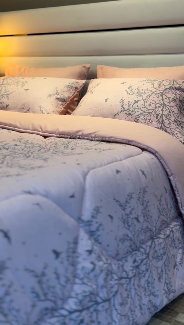 IMG_6080 Couette 2 Places Branches Enchantées – Douceur Lilas