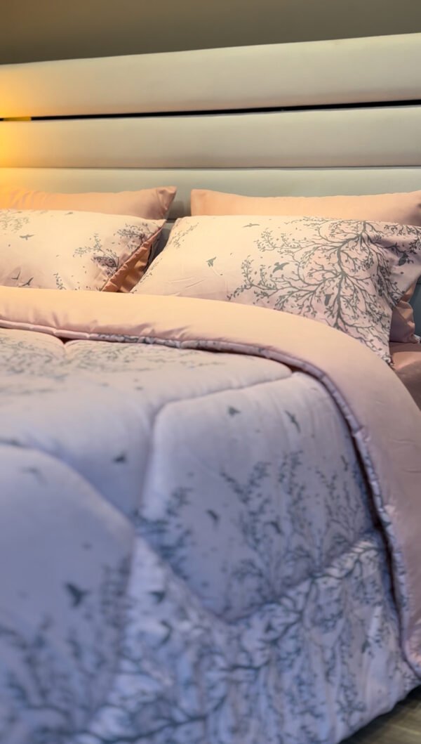 IMG_6088 Couette 2 Places Branches Enchantées – Douceur Lilas