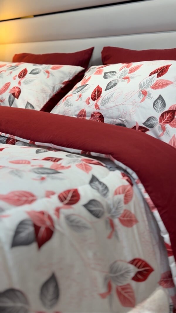 Couette 2 Places Feuillage Écarlate – Élégance Boréale