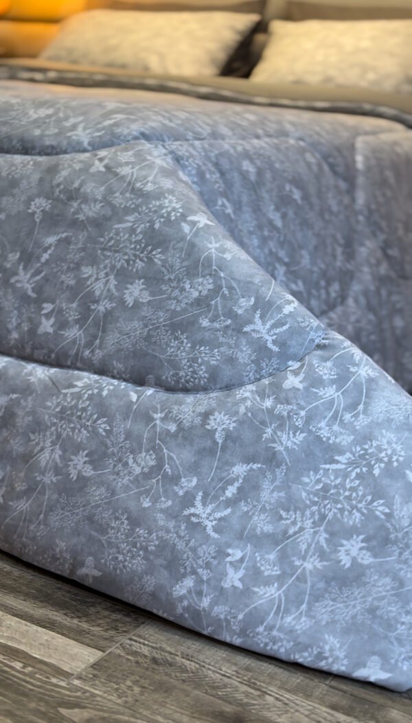 Couette 2 Places Motif Botanique – Brise de Lavande