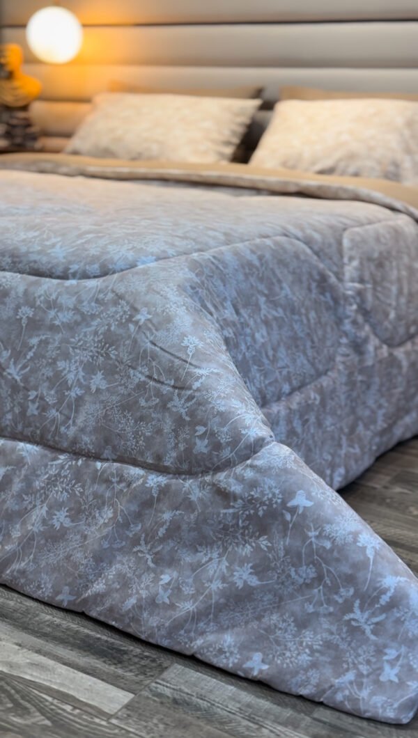 IMG_6202 Couette 2 Places Beige Floral – Douce Harmonie