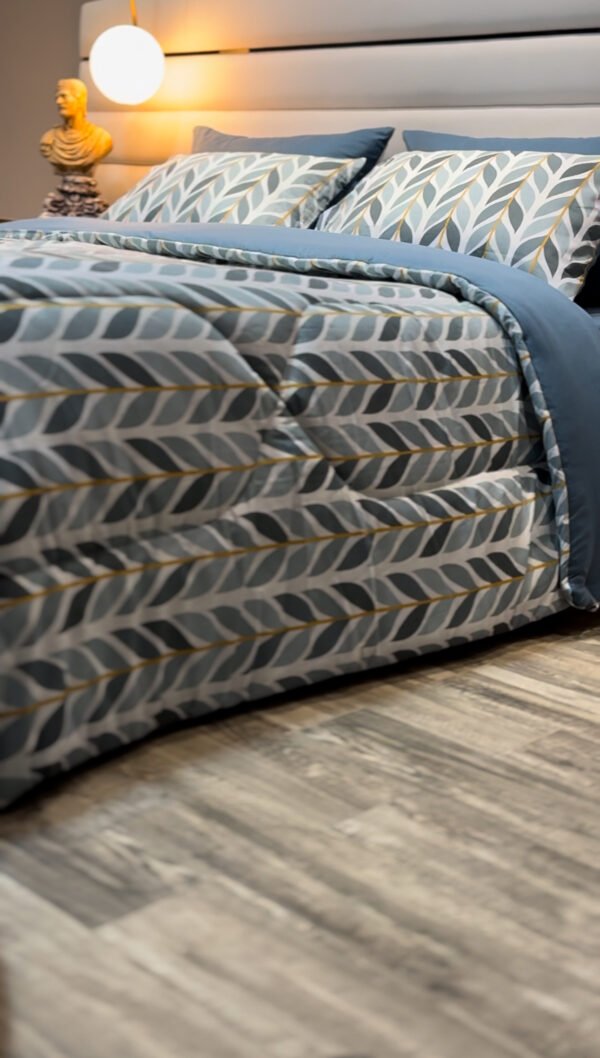 Couette 2 Places Feuillage Bleu – Élégance Nocturne