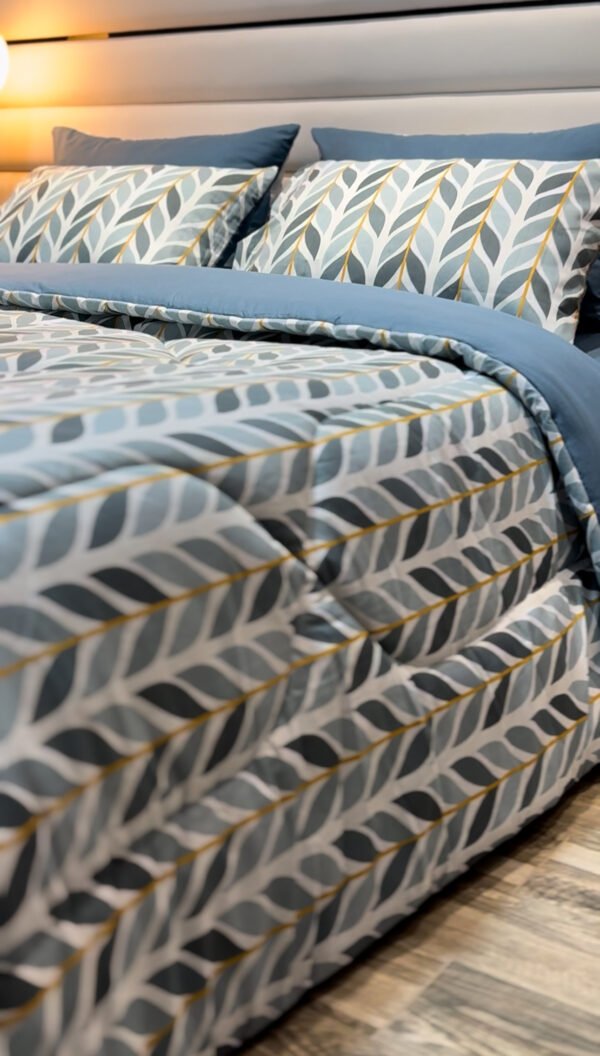 Couette 2 Places Feuillage Bleu – Élégance Nocturne