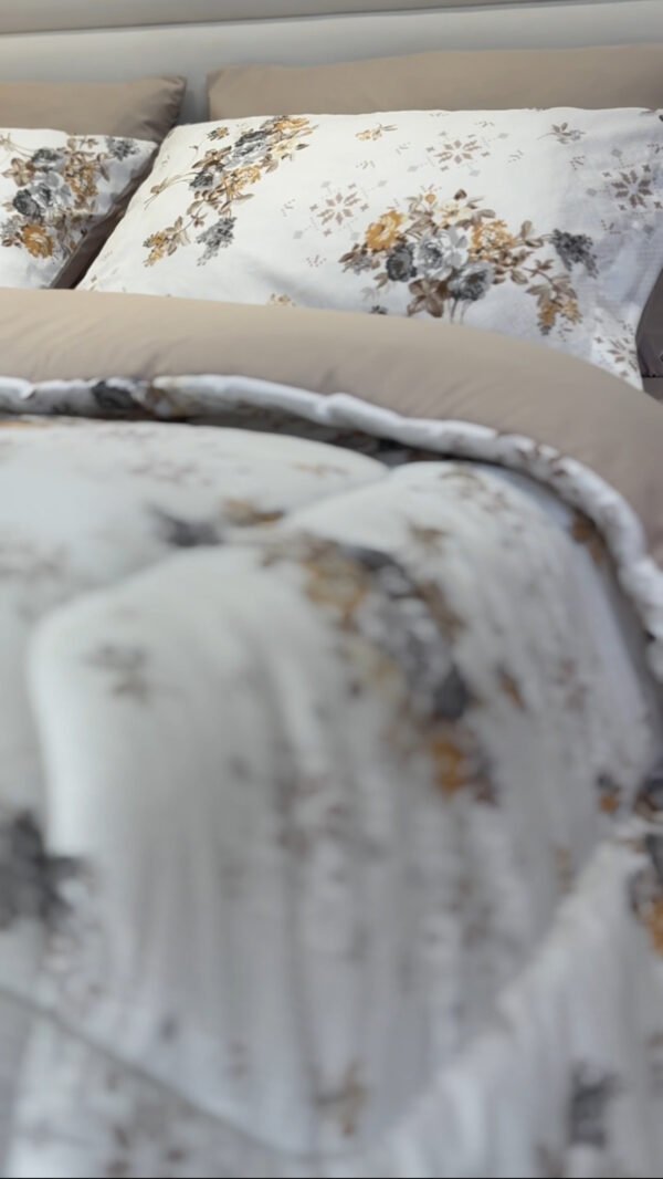 Couette 2 Places Jardin d’Hiver – Reflets Beige et Or