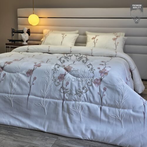 Couvre-lit Piqué Haut Gamme – Élégance Florale Brodée