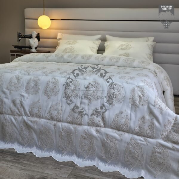 Couvre-lit Kamraya Haut Gamme – Plumes d’Élégance