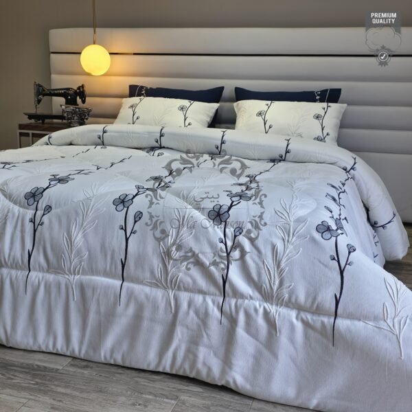 17 Couvre-lit Piqué Haut de Gamme – Élégance Florale Bleu Nuit