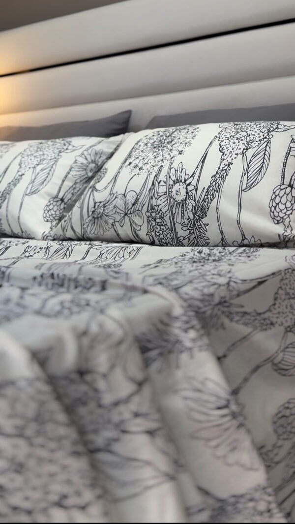 Parure de Lit 6 Pièces – Élégance Florale Gris Perle