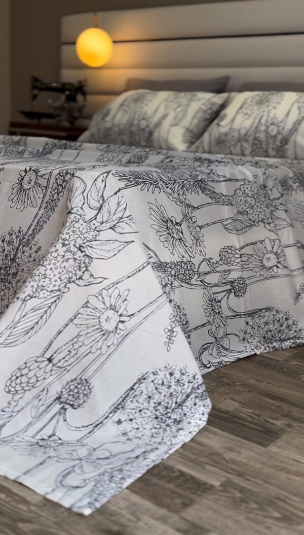 Parure de Lit 6 Pièces – Élégance Florale Gris Perle