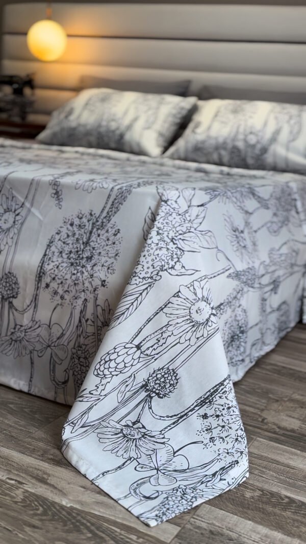 Parure de Lit 6 Pièces – Élégance Florale Gris Perle