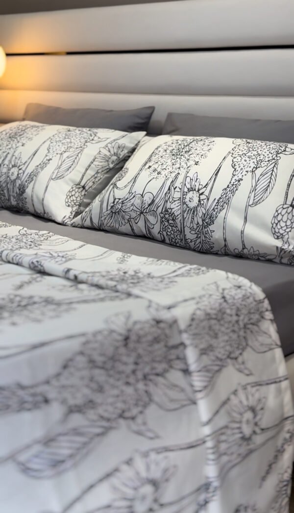 Parure de Lit 6 Pièces – Élégance Florale Gris Perle
