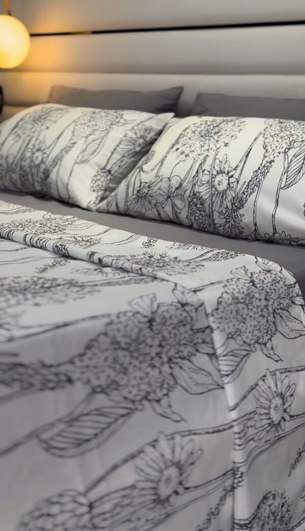 Parure de Lit 6 Pièces – Élégance Florale Gris Perle