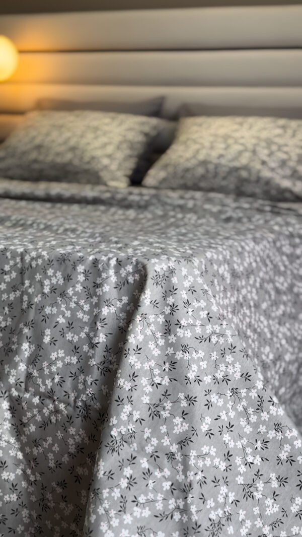 Parure de Lit 6 Pièces – Gris Floral Élégance Moderne
