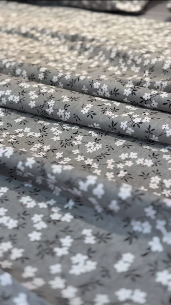 Parure de Lit 6 Pièces – Gris Floral Élégance Moderne