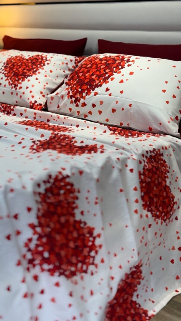 Parure de Lit 6 Pièces – Romance Étoilée Cœurs Rouges