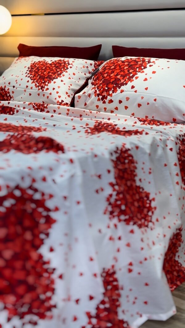 Parure de Lit 6 Pièces – Romance Étoilée Cœurs Rouges