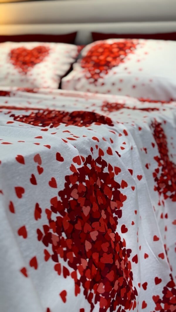 Parure de Lit 6 Pièces – Romance Étoilée Cœurs Rouges