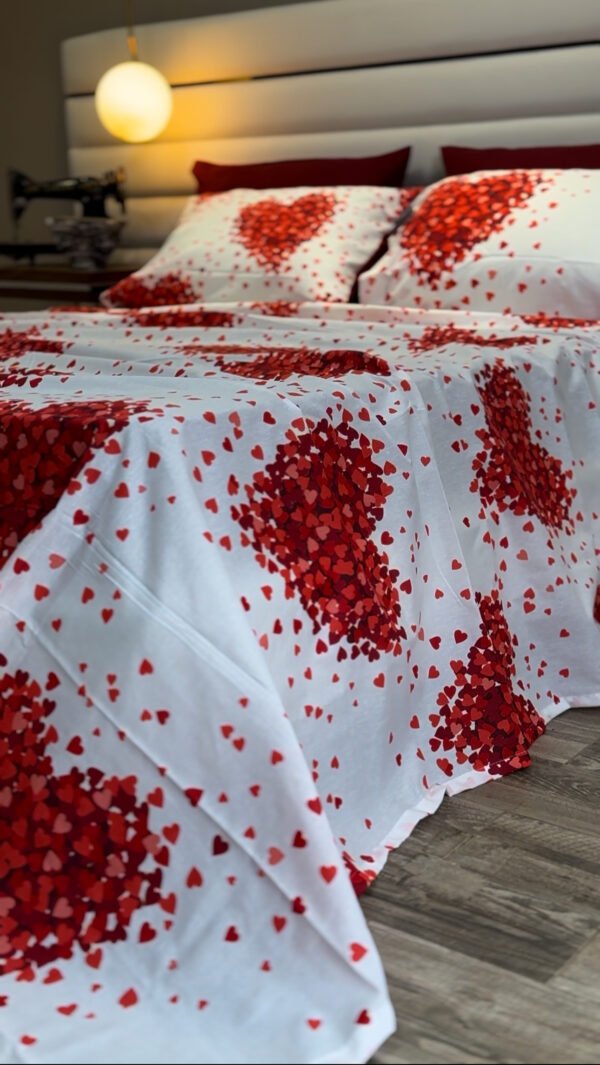 Parure de Lit 6 Pièces – Romance Étoilée Cœurs Rouges