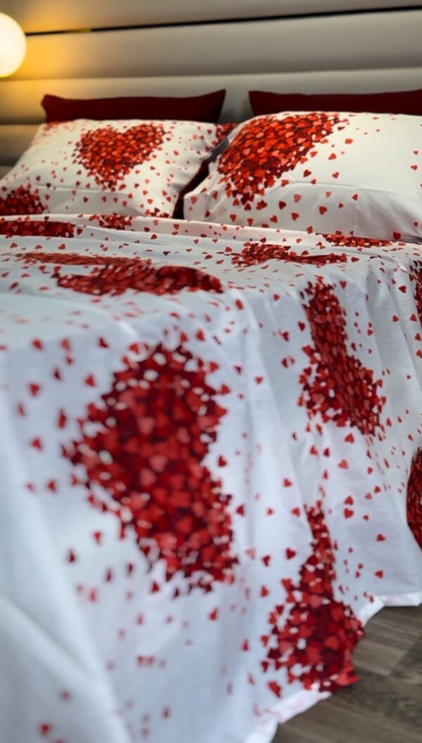 Parure de Lit 6 Pièces – Romance Étoilée Cœurs Rouges