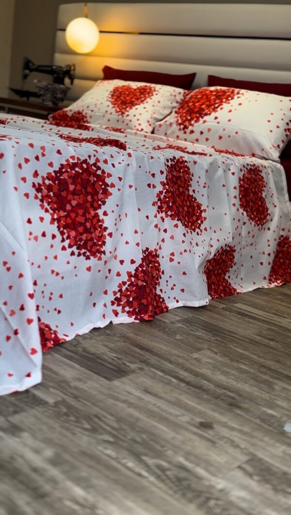 Parure de Lit 6 Pièces – Romance Étoilée Cœurs Rouges