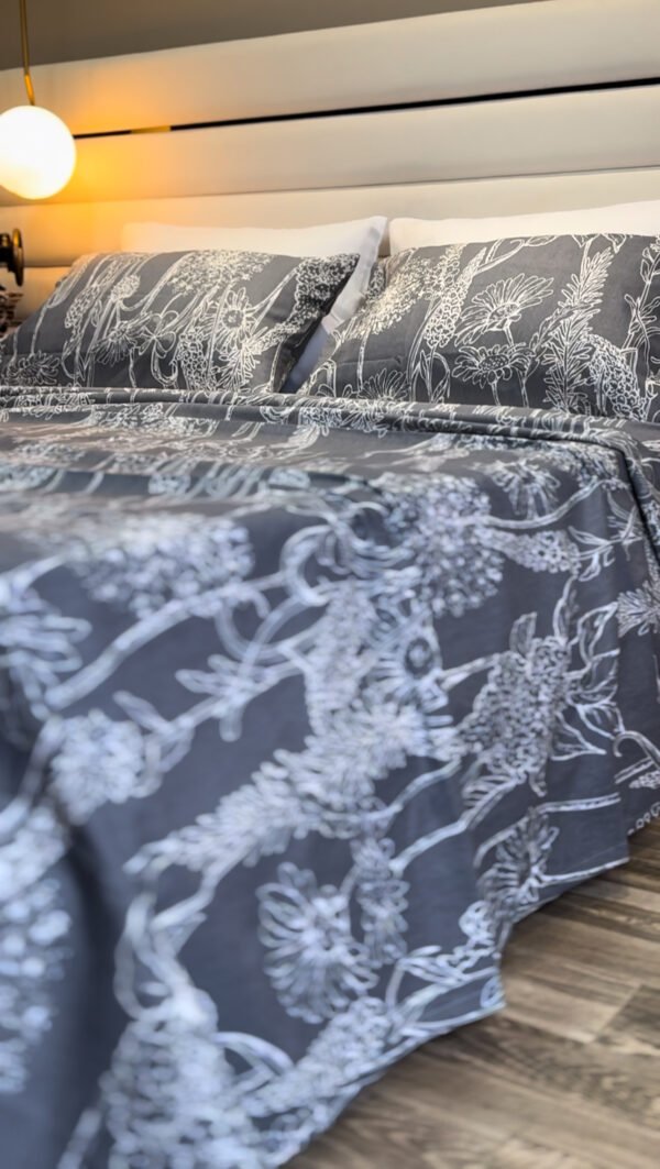 Parure de Lit 6 Pièces – Gris Élégance Florale