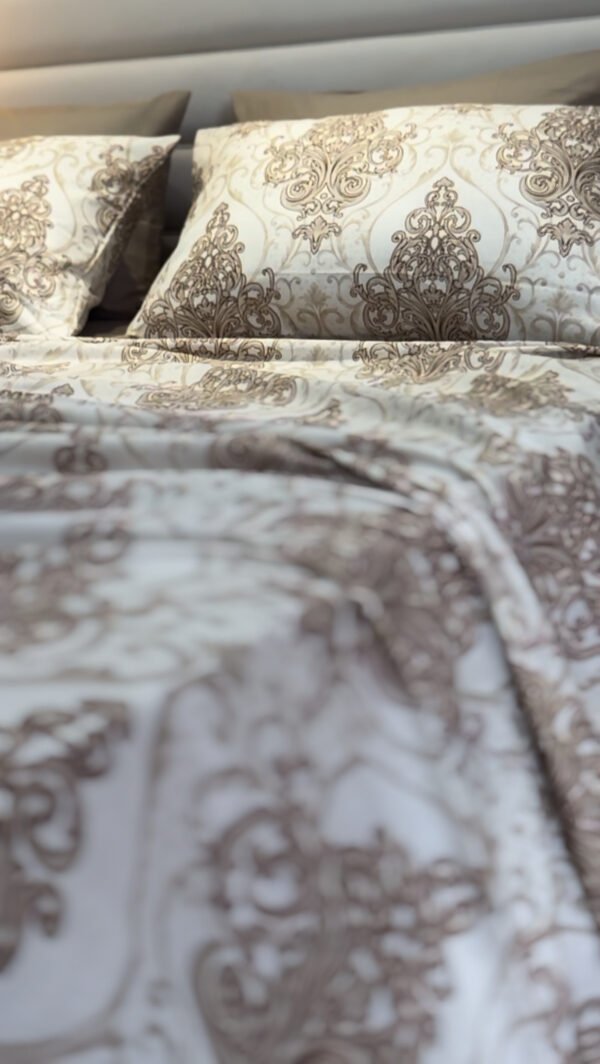 Parure de Lit 6 Pièces – Raffinement Baroque Neutre Beige