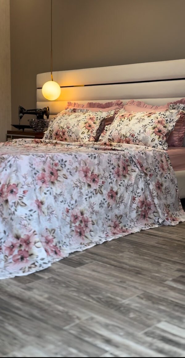 IMG_7617 Parure De Lit Taies à Volant – Jardin Romantique Fleuri