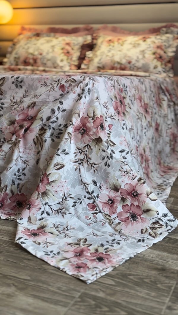 IMG_7618 Parure De Lit Taies à Volant – Jardin Romantique Fleuri