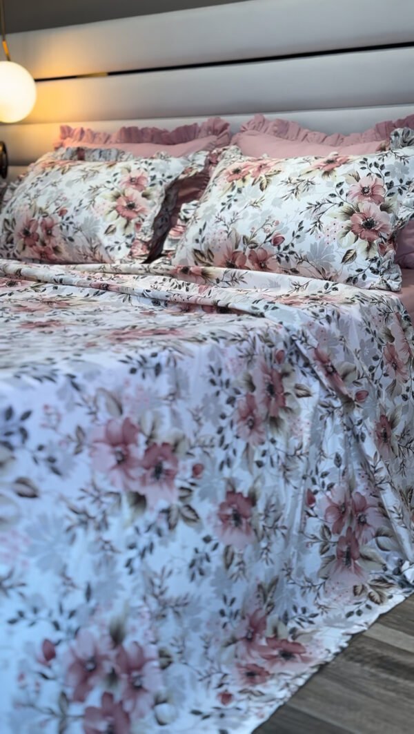 IMG_7631 Parure De Lit Taies à Volant – Jardin Romantique Fleuri