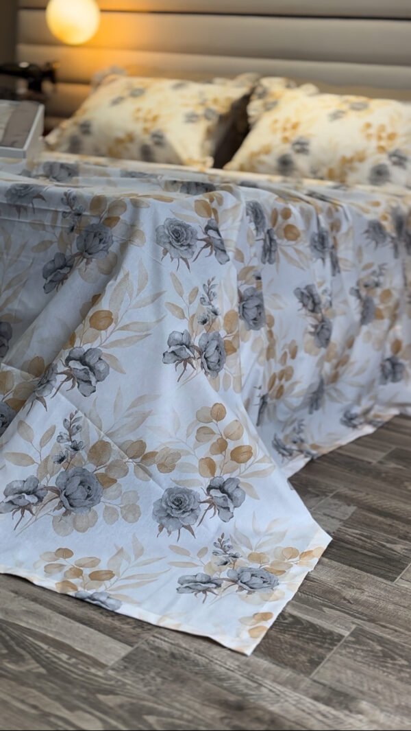 Parure De Lit Taies à Volant – Harmonie Florale Neutre