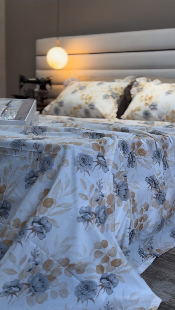 Parure De Lit Taies à Volant – Harmonie Florale Neutre