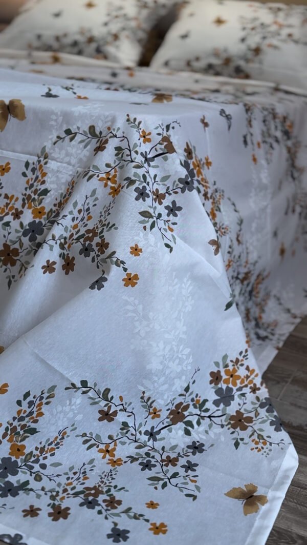 Parure de Lit Floraison d’Automne – Élégance Botanique