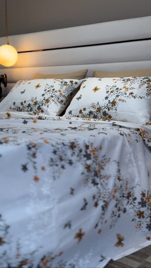 Parure de Lit Floraison d’Automne – Élégance Botanique