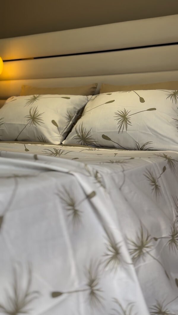 Parure de Lit Dandelion – Blanc & Grège Épuré