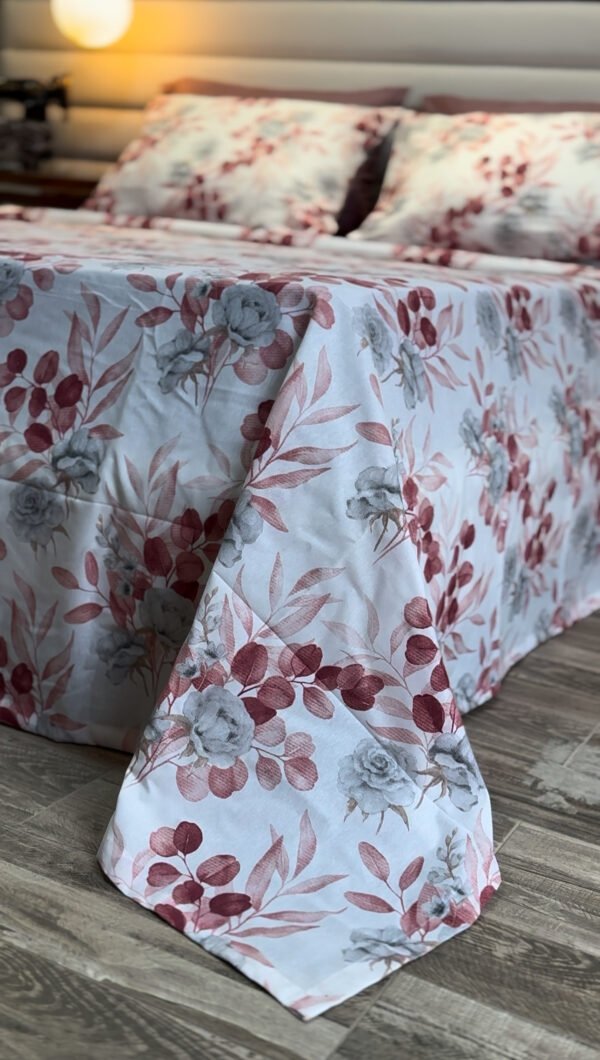Parure de Lit Élégance Florale – Feuillage Burgundy & Gris